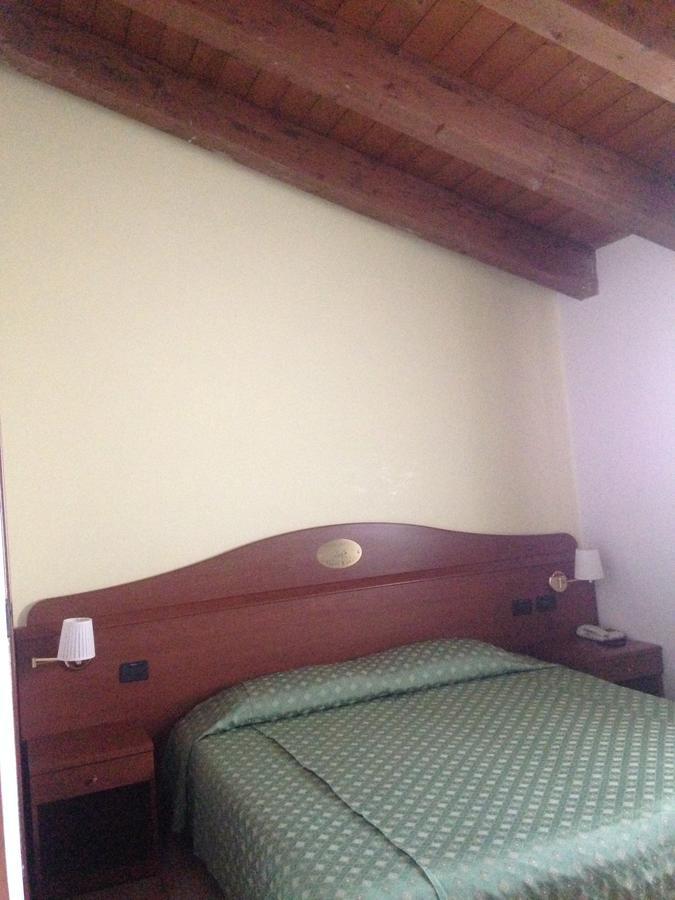 Hotel Conte Luna Bolonha Exterior foto